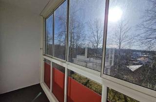 Wohnung mieten in Salower Weg 22, 17034 Industrieviertel, Küche und Bad mit Fenster? Haben Wir!