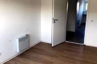 Wohnung mieten in Friedenstraße, 76133 Südweststadt, 3-Zimmer-Dachgeschoss-Wohnung für Studenten