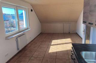 Wohnung mieten in Auchtweg 97, 73734 Esslingen, Charmante 2,5-Zimmer Dachgeschosswohnung in Esslingen am Neckar