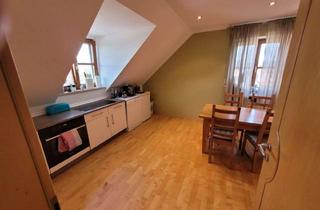 Wohnung mieten in 85391 Allershausen, Gepflegte 3-Zimmer-DG-Wohnung mit Balkon und Einbauküche in Allershausen