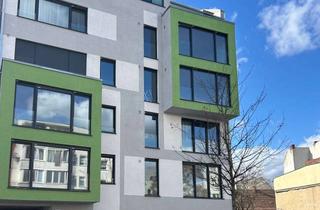 Wohnung mieten in Schönwalder Straße 87, 13585 Spandau, Schöne 2-Zimmer Dachgeschoss Wohnung in Berlin-Spandau, direkter Kontakt: 0511-28006-77