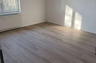 Wohnung mieten in Gutenpaarener Chaussee, 14778 Roskow, Helle frisch sanierte 3-Zimmer-Wohnung in Roskow ab sofort verfügbar