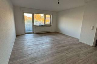 Wohnung mieten in Altebrücker Straße, 41470 Neuss, Top sanierte 3 Zimmer Wohnung mit Balkon im Erdgeschoss!