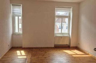 Wohnung mieten in 18437 Tribseer Siedlung, Lichtdurchflutete 2-Zimmer-Wohnung mit Balkon und Blick auf einen ruhigen Innenhof