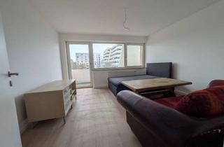 Wohnung mieten in 90431 Eberhardshof, Sanierte 68 qm Perle: 2 Zimmer mit großer Wohnküche, Balkon & Möbeln
