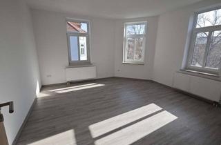 Wohnung mieten in Oberbaurat-Acker-Str., 99310 Arnstadt, Lichtdurchflutete 2-Zimmer-Wohnung mit Einbauküche zu vermieten