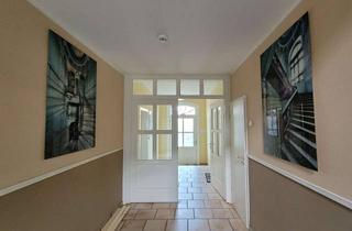 Wohnung mieten in Mozartstraße, 99867 Gotha, Stilvolle 3-Raumwohnung mit Charme im Dachgeschoss