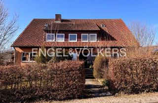 Mehrfamilienhaus kaufen in 37136 Waake, Großzügiges Mehrfamilienhaus in ruhiger Lage mit schönem Ausblick!