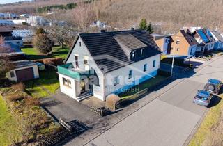 Haus kaufen in 55767 Schwollen, Praktisches Doppelhaus in charmanter Lage von Schwollen!