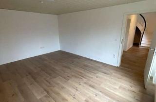 Haus kaufen in Bahnhofstraße 17a, 97215 Uffenheim, 7 % Rendite - Kapitalanlage