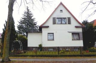 Einfamilienhaus kaufen in 15831 Mahlow, Maxim-Gorki-Straße OO, 15831 Blankenfelde-Mahlow, Einfamilienhaus auf parkmäßig angelegtem Grundstück 15831 Mahlow, Maxim-Gorki-Straße