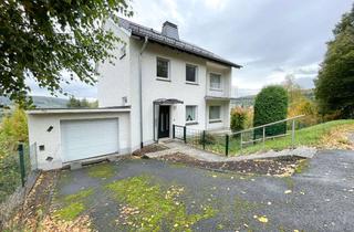 Haus kaufen in Stadtbruch 21, 59821 Arnsberg, Familienhaus mit drei Balkonen, großem Grundstück, Scheune und einer Garage in Arnsberg