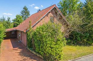 Einfamilienhaus kaufen in 26524 Lütetsburg, Einfamilienhaus mit Holzcharakter in ruhiger Sackgassenlage nahe Golfplatz