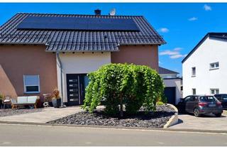 Einfamilienhaus kaufen in 54634 Bitburg, Stilvolles Einfamilienhaus mit Photovoltaikanlage und Doppelgarage in Bitburg!