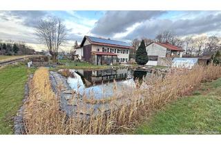 Bauernhaus kaufen in 83342 Tacherting, Charmantes Bauernhaus mit 2.950 m² Grund – PV-Anlage, neues Dach & Heizung, Sauna, Schwimmteich