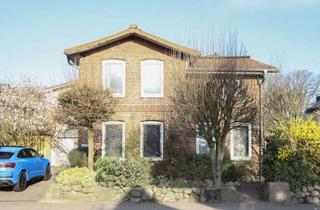 Anlageobjekt in 24568 Kaltenkirchen, Kapitalanlage: MFH mit 3 Einheiten und Top-Potenzial in Citylage