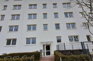 Praxen mieten in Braunschweiger Bogen 20, 06126 Westliche Neustadt, Große Praxis im Erdgeschoss mit Terrasse und Einbauküche