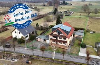 Haus kaufen in 63594 Hasselroth, DIETZ: XXL 3 Familienhaus mit 3 Garagen - Ruhige Feldrandlage inkl. angrenzendem Wiesengrundstück!