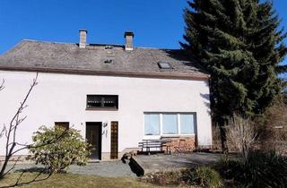 Haus kaufen in 08239 Bergen, Solide Substanz - starke Perspektive!