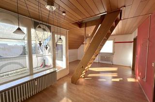 Wohnung kaufen in 73240 Wendlingen, Mehr Raum. Mehr Licht. Mehr Möglichkeiten! Charmante DG-Wohnung mit Weitblick-Loggia! **TG**HMS**