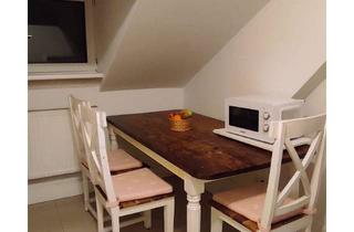 Wohnung mieten in Lehrstraße 16, 65183 Wiesbaden, Charmante 2‑Zimmer Dachgeschosswohnung im 3. OG in Wiesbaden-Mitte