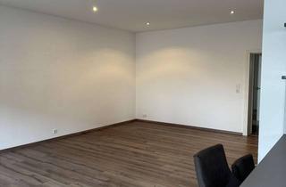 Wohnung mieten in 92442 Wackersdorf, Attraktive 4,5-Zimmer Wohnung im EG mit Gartenanteil in Wackersdorf