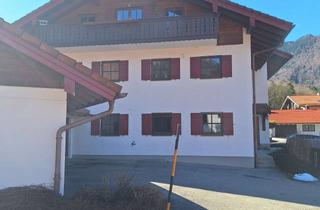 Wohnung mieten in 83229 Aschau, Kuschelige DG-Wohnung mit Bergblick vom Balkon