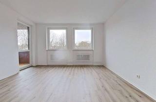 Wohnung mieten in Prof.-Koopmann-Str., 24768 Rendsburg, VOLLSTÄNDIG RENOVIERT: Geräumige 3-Zimmer-Wohnung mit BALKON