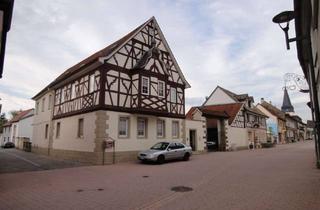 Wohnung mieten in Ernst-Ludwig-Str., 55597 Wöllstein, Große 3 Zimmer-Whg. im 1.OG mit Balkon - Ortsmitte Wöllstein in Fachwerkhaus mit eig. PKW-Stellplatz