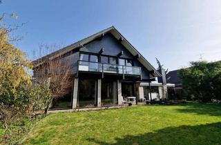 Einfamilienhaus kaufen in 30916 Isernhagen, Isernhagen-Altwarmbüchen: Einfamilienhaus mit Garten, Garage und Carport