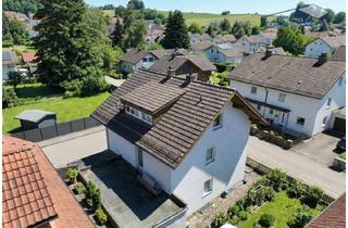 Mehrfamilienhaus kaufen in 87616 Marktoberdorf, Nur 2.500 € pro m2: Renoviertes MFH mit Dachterrasse & Potenzial für 3 Einheiten ideal für Aufteiler