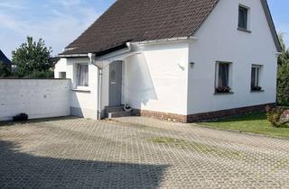 Haus mieten in 14823 Niemegk, 5-Zimmer Einfamilienhaus mit Garage in Niemegk