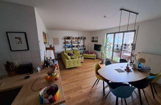 Immobilie mieten in 53111 Bonn, 1100 € warm!Sympathische:n Untermieter:in gesucht – möblierte 2-Zimmer-Wohnung in Bonn-Altstadt