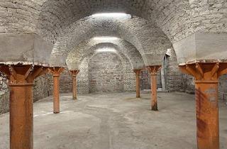 Gewerbeimmobilie kaufen in 55118 Mainz, Gewölbekeller/Ladenfläche auf 275 m² in begehrter Lage von Mainz-Neustadt, Nähe Rheinufer