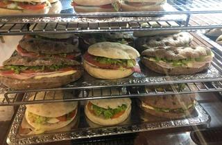 Geschäftslokal mieten in 65187 Wiesbaden, Paninoteca mit gesichertem Kundenstamm