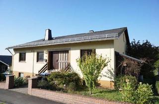 Einfamilienhaus kaufen in 35753 Greifenstein, Großzügiges Einfamilienhaus mit Ausbaupotential