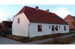 Bauernhaus kaufen in 17192 Waren, Waren (Müritz) - Teilsaniertes EFH auf großem Grundstück bei Waren (Müritz)