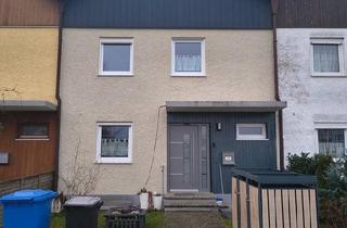 Haus kaufen in 94060 Pocking, Pocking - Provisionsfrei: Modernisiert & sofort bezugsfreies Familienhaus