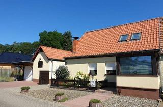 Reihenhaus kaufen in 14641 Nauen, Nauen - Charmante Doppelhaushälfte im Grünen 4,5 Zimmer