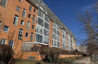 Wohnung kaufen in Sigmund- Bergmann- Str. 30, 13587 Spandau, Bezugsfreie 3-Zimmer-Wohnung mit Aufzug, Havelblick und Tiefgarage