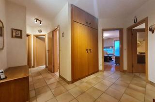 Wohnung kaufen in 45527 Hattingen, Wohnen mit Komfort: Attraktive Wohnung mit Aufzug, zwei Balkonen und Tiefgaragenstellplatz