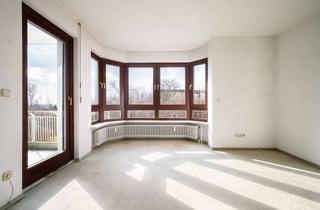 Wohnung kaufen in 85354 Freising, Potenzial mit Panorama! Renovierungsbedürftige 3-Zimmer-Eigentumswohnung mit Alpenblick und Balkon