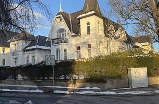 Wohnung kaufen in 23564 St. Jürgen, Großzügige 6,5-Zimmer Wohnung mit Balkon in Lübeck-St. Jürgen