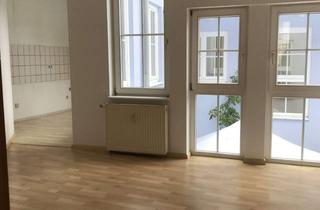 Wohnung kaufen in 77652 Offenburg, Bestlage - Stadtmitte Offenburg | Helle 4 Zimmer Wohnung | provisionsfrei von privat