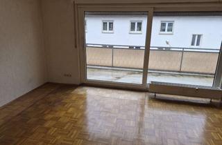Wohnung mieten in Buchenstraße 10, 65933 Griesheim, Schicke 2-Zimmer-Wohnung im 2. OG mit Balkon in Frankfurt-Griesheim