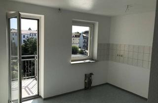 Wohnung mieten in Lange Straße 38, 07551 Zwötzen, Sehr schöne DG-Wohnung mit Balkon und Stellplatz