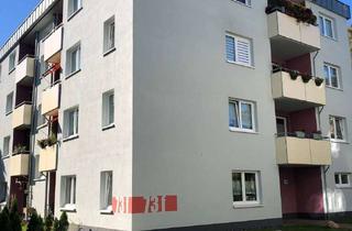 Wohnung mieten in Arnold-Zweig-Str. 73f, 18435 Knieper West, Attraktive 2-Raum-Wohnung mit Terrasse und Einbauküche