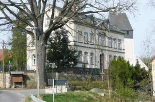 Wohnung mieten in Uhlsdorfer Straße, 09212 Limbach-Oberfrohna, Himmlische Ruhe in historischem Gebäude