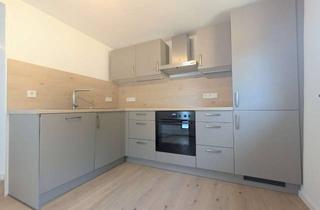 Wohnung mieten in Viersener Straße 218, 41063 Mönchengladbach, Sanierte Wohnung mit Einbauküche im gepflegten Altbau