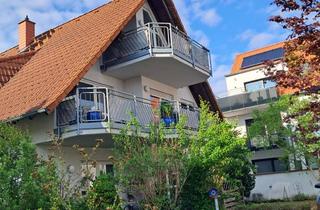 Wohnung mieten in 63110 Rodgau, Helle 2-Zimmer Dachgeschosswohnung mit Balkon in Rodgau